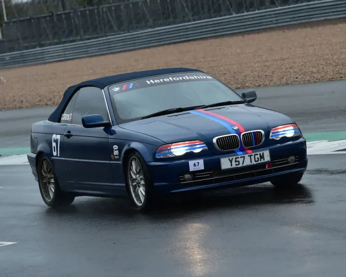 Framed Print : CM30 1144 Christopher Crook, BMW 330Ci Framed Print : CM30 1144 Christopher Crook, BMW 330Ci