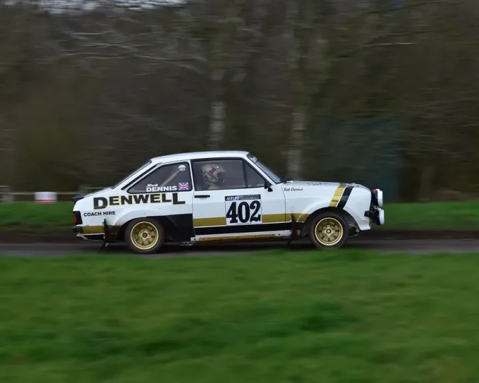 Framed Print : CM30 2437 Rob Dennis, Ford Escort Mk2