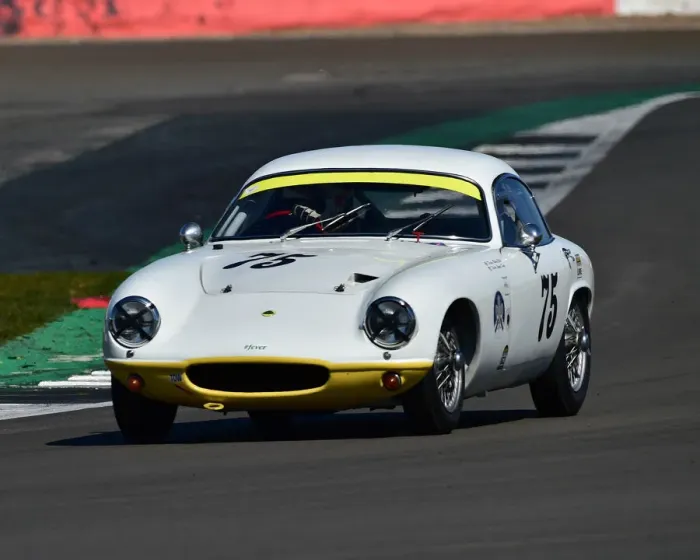 Framed Print : CM30 5536 Robin Ellis, Lotus Elite Framed Print : CM30 5536 Robin Ellis, Lotus Elite