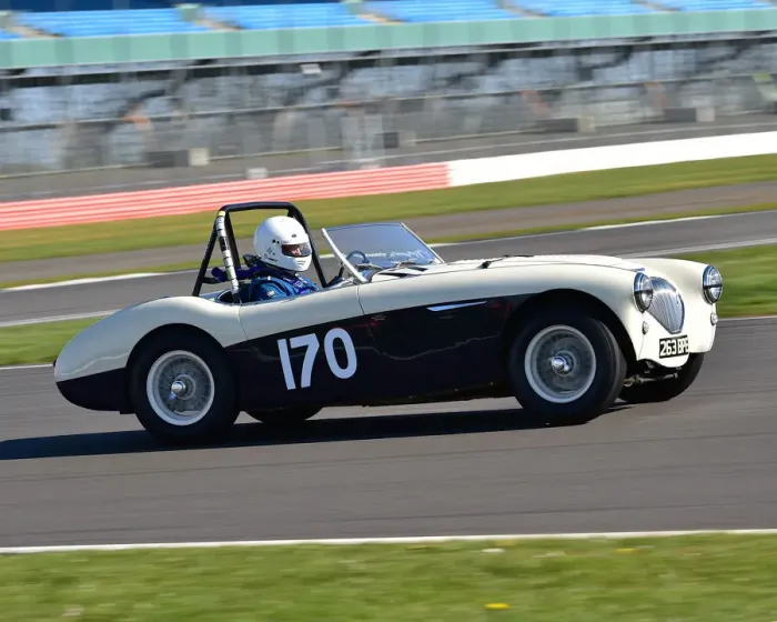Framed Print : CM30 6336 Matthew Collings, Austin Healey 100M Framed Print : CM30 6336 Matthew Collings, Austin Healey 100M