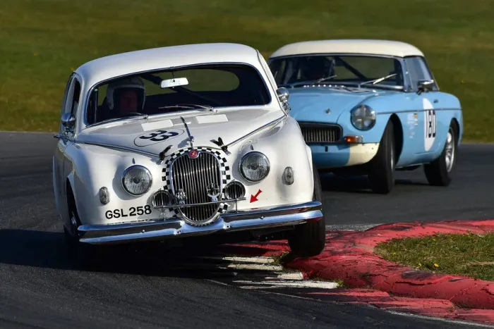 Framed Print : CM30 7681 Glenn Pearson, Peter Dorlin, Jaguar Mk1 Framed Print : CM30 7681 Glenn Pearson, Peter Dorlin, Jaguar Mk1