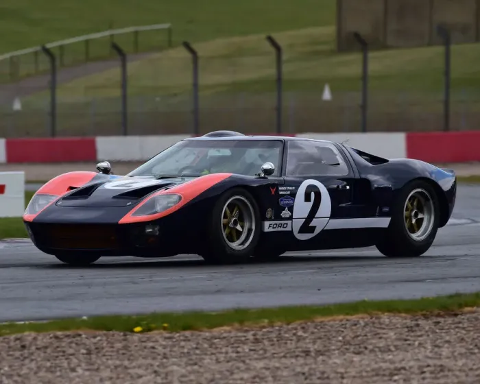 Framed Print : CM30 8289 David Cuff, Harvey Stanley, GT40 Framed Print : CM30 8289 David Cuff, Harvey Stanley, GT40