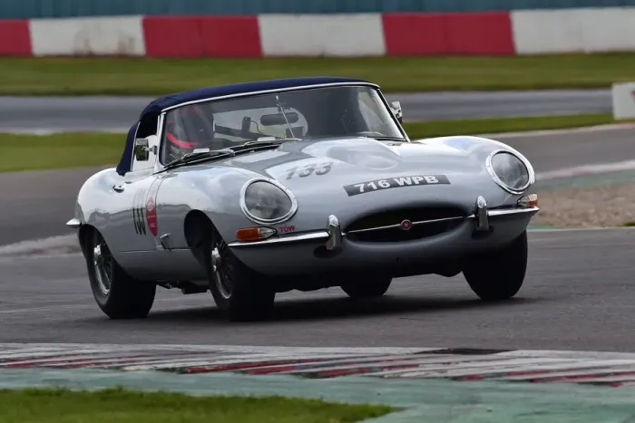 Framed Print : CM30 8536 Jack Minshaw, Guy Minshaw, Jaguar E-Type Framed Print : CM30 8536 Jack Minshaw, Guy Minshaw, Jaguar E-Type