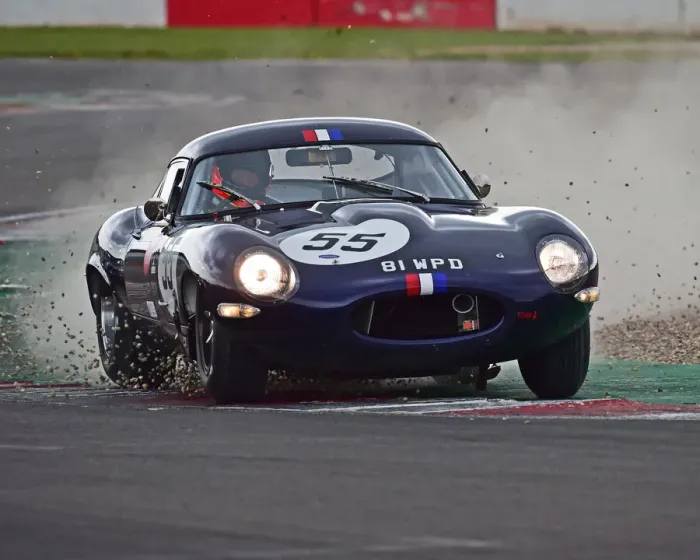 Framed Print : CM30 8636 Martin Melling, Jason Minshaw, Jaguar E-Type Framed Print : CM30 8636 Martin Melling, Jason Minshaw, Jaguar E-Type