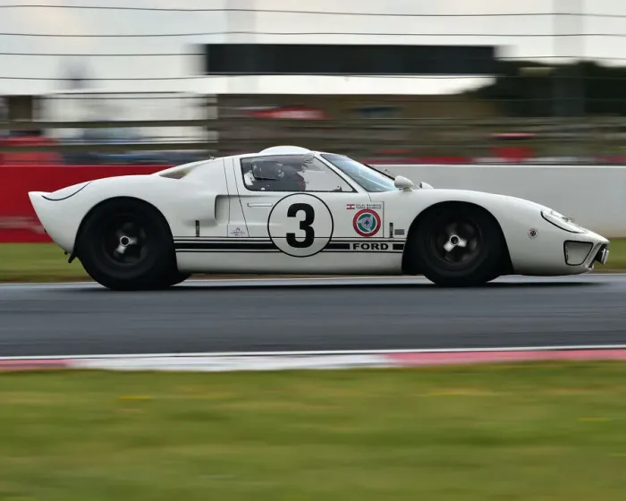 Framed Print : CM30 9414 Tarek Mahmoud, Nigel Greensall, GT40 Framed Print : CM30 9414 Tarek Mahmoud, Nigel Greensall, GT40