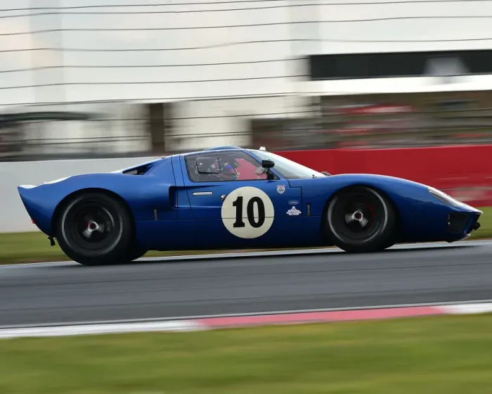 Framed Print : CM30 9467 Oliver Bryant, Ford GT40 Framed Print : CM30 9467 Oliver Bryant, Ford GT40