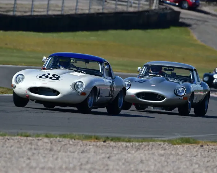 Framed Print : CM30 9987 Richard Kent, Chris Ward, Jaguar E-Type