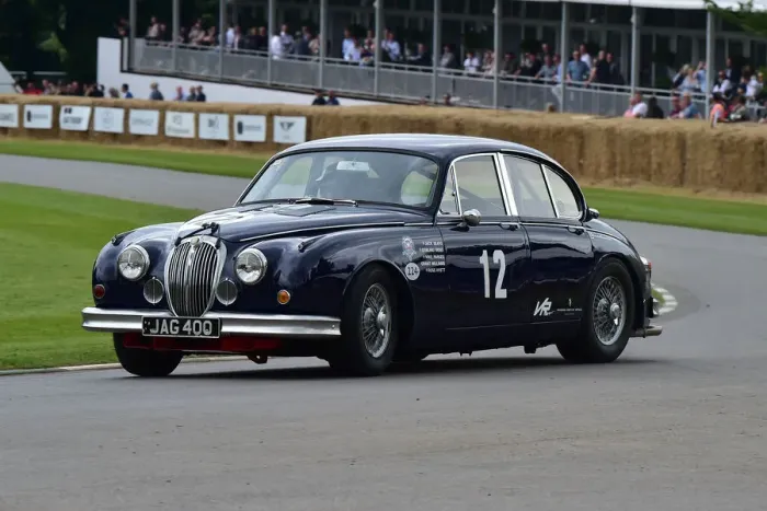 Rights Managed : CM31 3414 Grant Williams, Jaguar Mk2