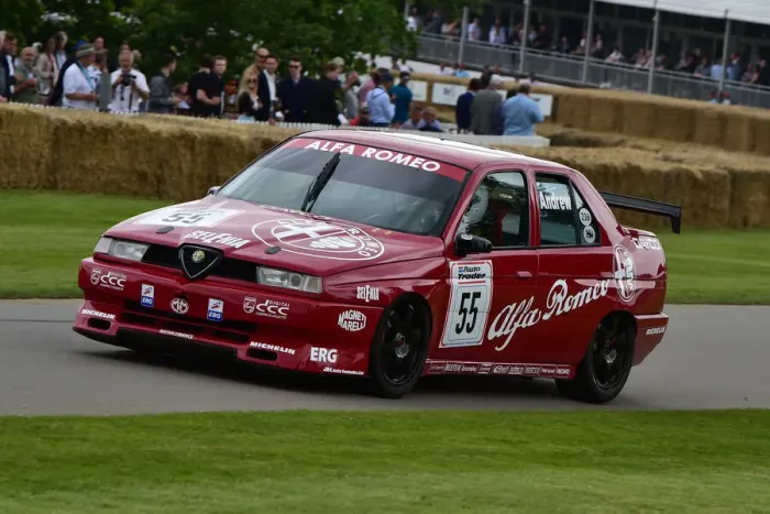 Rights Managed : CM31 3425 Tom Andrew, Alfa Romeo 155 Rights Managed : CM31 3425 Tom Andrew, Alfa Romeo 155