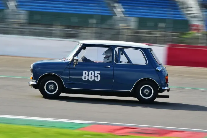 Framed Print : CM31 6918 Dominic Holland, Austin Mini Cooper S Framed Print : CM31 6918 Dominic Holland, Austin Mini Cooper S