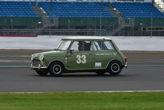 Framed Print : CM31 7127 Matthew Page, Morris Mini Cooper S Framed Print : CM31 7127 Matthew Page, Morris Mini Cooper S