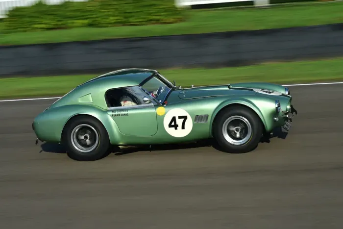 Rights Managed : CM31 9018 Bill Shepherd, Romain Dumas, AC Cobra