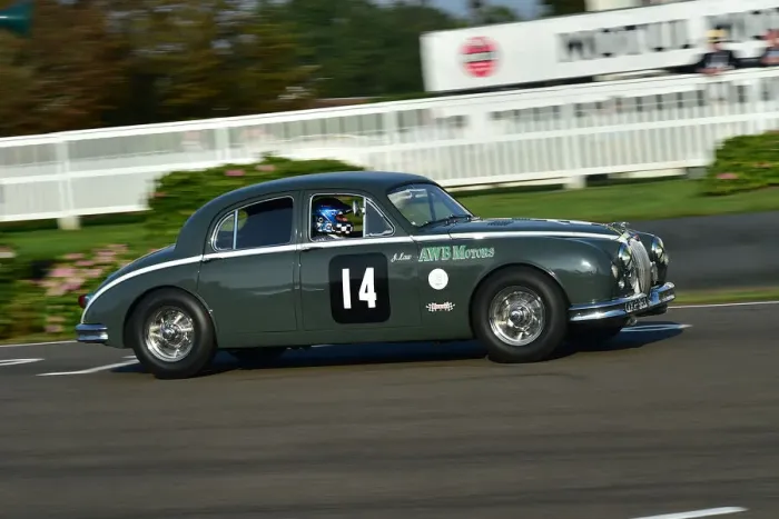 Rights Managed : CM31 9258 Justin Law, Anthony Reid, Jaguar Mk1 Rights Managed : CM31 9258 Justin Law, Anthony Reid, Jaguar Mk1
