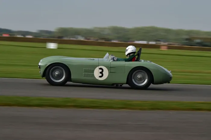 Rights Managed : CM31 9509 Jonathan Turner, HWM-Jaguar Rights Managed : CM31 9509 Jonathan Turner, HWM-Jaguar