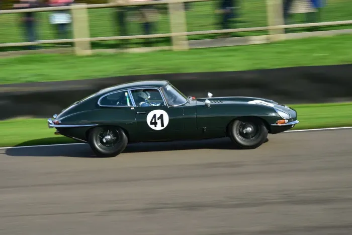 Rights Managed : CM32 0669 Michael Quinn, Jaguar E-Type FHC Rights Managed : CM32 0669 Michael Quinn, Jaguar E-Type FHC