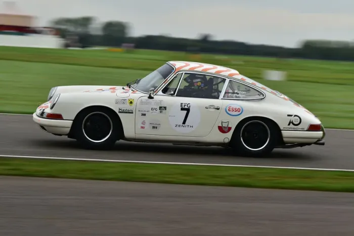 Rights Managed : CM32 1002 Colin Paton, Porsche 911 Rights Managed : CM32 1002 Colin Paton, Porsche 911
