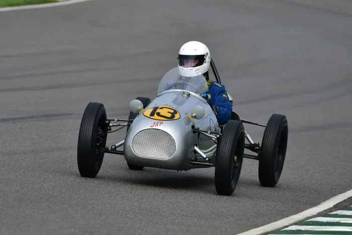 Rights Managed : CM32 1511 Mike Doodeman, Larkens-JAP Rights Managed : CM32 1511 Mike Doodeman, Larkens-JAP