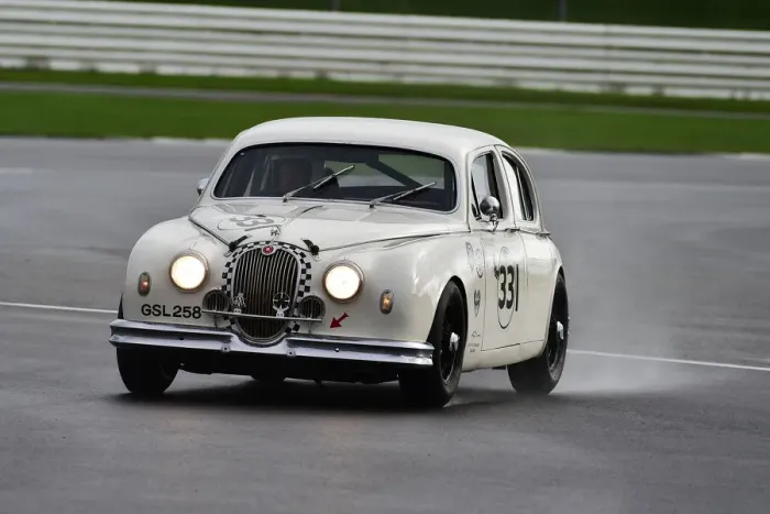 Framed Print : CM32 2439 Glenn Pearson, Peter Dorlin, Jaguar Mk1