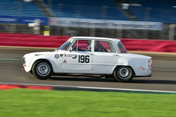 Framed Print : CM32 2577 Jonathan Horsfield, Frank Horsfield, Alfa Romeo Giulia Ti Framed Print : CM32 2577 Jonathan Horsfield, Frank Horsfield, Alfa Romeo Giulia Ti