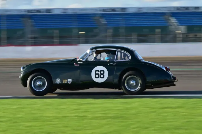 Framed Print : CM32 2632 Marc Gordon, Jaguar XK150S FHC