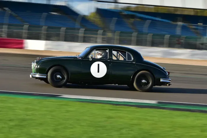 Framed Print : CM32 2721 Simon Drabble, Jaguar Mk1 Framed Print : CM32 2721 Simon Drabble, Jaguar Mk1