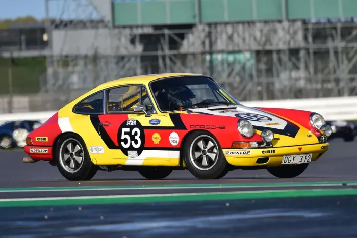Framed Print : CM32 3088 Christian Coll, Seb Perez, Porsche 911 Framed Print : CM32 3088 Christian Coll, Seb Perez, Porsche 911