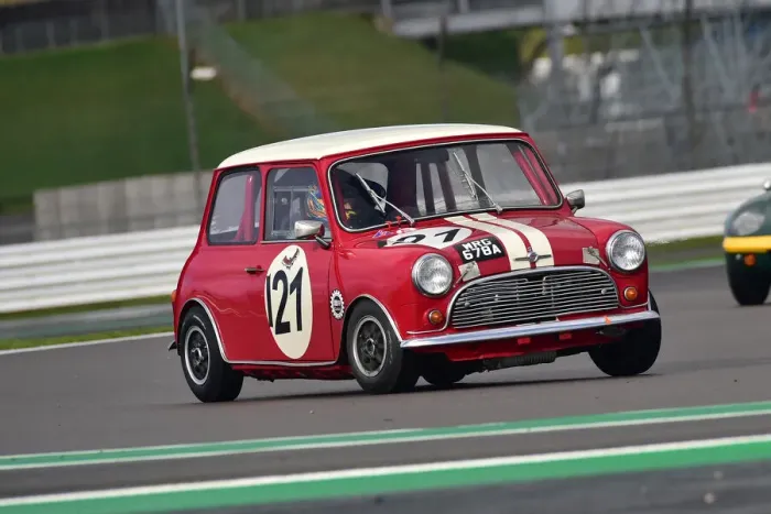 Framed Print : CM32 3165 Ben Colburn, Morris Mini Cooper S
