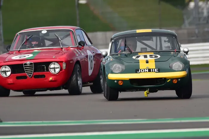 Framed Print : CM32 3166 Jon Harmer, Lotus Elan, James Colburn, Alfa Romeo Giulia Sprint GT Framed Print : CM32 3166 Jon Harmer, Lotus Elan, James Colburn, Alfa Romeo Giulia Sprint GT