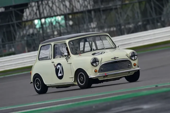 Framed Print : CM32 3178 Julian Crossley, Morris Mini Cooper S Framed Print : CM32 3178 Julian Crossley, Morris Mini Cooper S