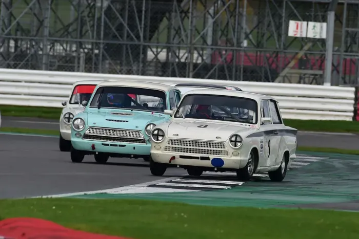 Framed Print : CM32 3337 Richard Dutton, Lotus Ford Cortina, Michael Cullen, Paddy Shovlin