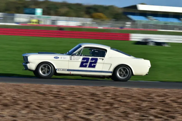 Framed Print : CM32 3837 Mark Farmer, Adrian Willmott, James Alexander, Shelby Mustang 350 GT Framed Print : CM32 3837 Mark Farmer, Adrian Willmott, James Alexander, Shelby Mustang 350 GT