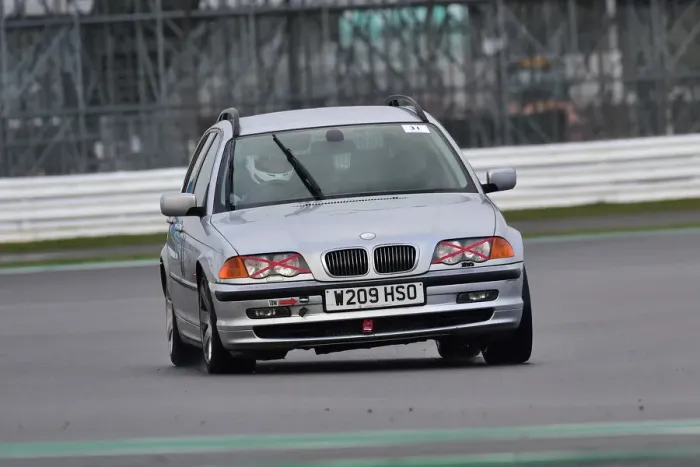 Framed Print : CM32 4289 Mark Gold, BMW 328i Touring E46 Framed Print : CM32 4289 Mark Gold, BMW 328i Touring E46