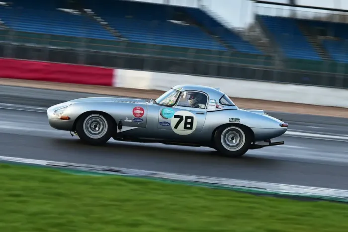 Framed Print : CM32 4442 Mark Butterworth, Jaguar E-Type semi-lightweight