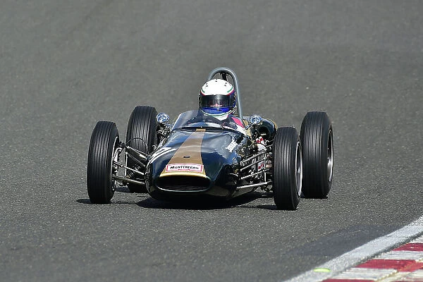 CM32 4938 Richard Wilson, Brabham BT6