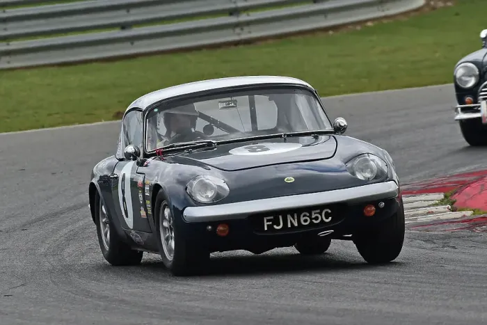 Framed Print : CM32 5803 Cliff Gray, Lotus Elan S2