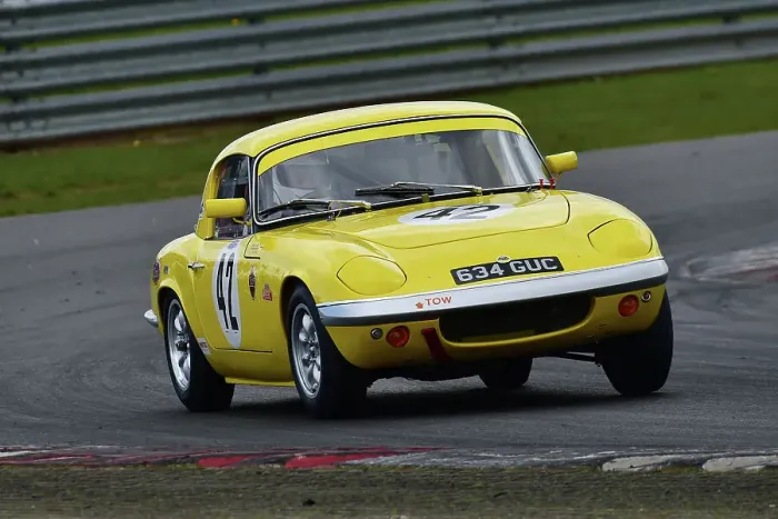Framed Print : CM32 5822 Nigel Adams, Lyndon Griffin, Lotus Elan S1