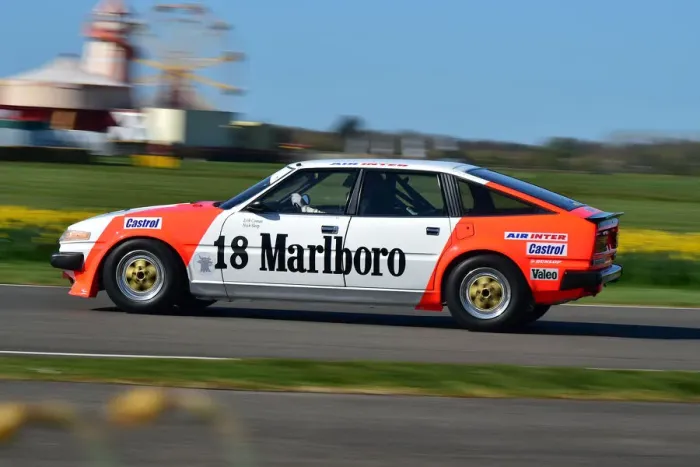 Rights Managed : CM32 6510 Nick Sleep, Erik Comas, Rover 3500 SD1