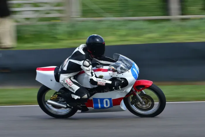 Rights Managed : CM32 7134 Ian Bain, Yamaha TZ350G Rights Managed : CM32 7134 Ian Bain, Yamaha TZ350G