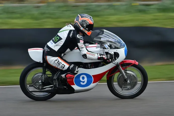 Rights Managed : CM32 7159 Maria Costello, Yamaha TZ350A Rights Managed : CM32 7159 Maria Costello, Yamaha TZ350A