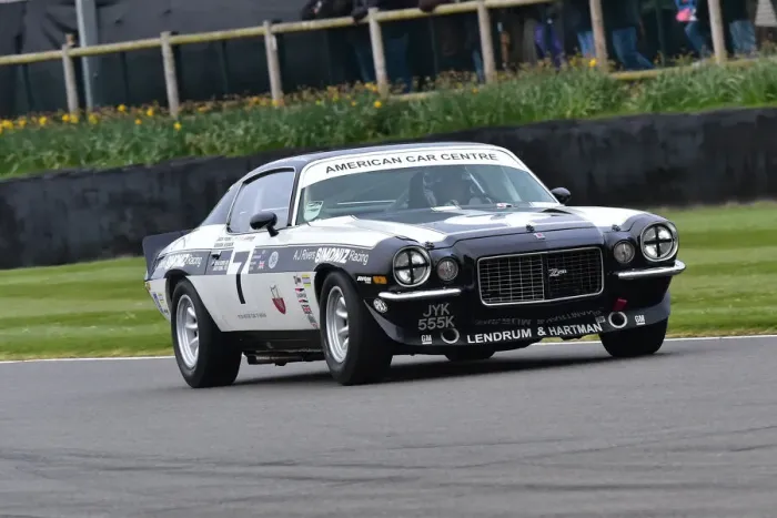 Rights Managed : CM32 8260 John Young, Chevrolet Camaro Z28