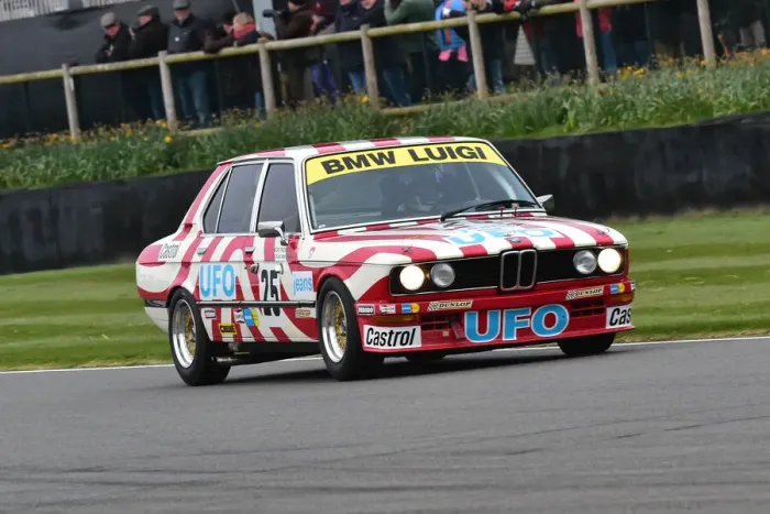 Rights Managed : CM32 8273 Nick Padmore, BMW 530i Rights Managed : CM32 8273 Nick Padmore, BMW 530i