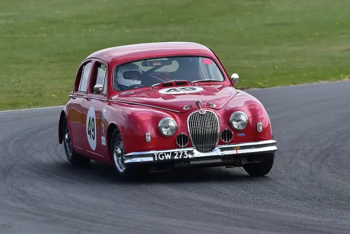 Framed Print : CM33 0409 Benjit Dhesi, Jaguar Mk1