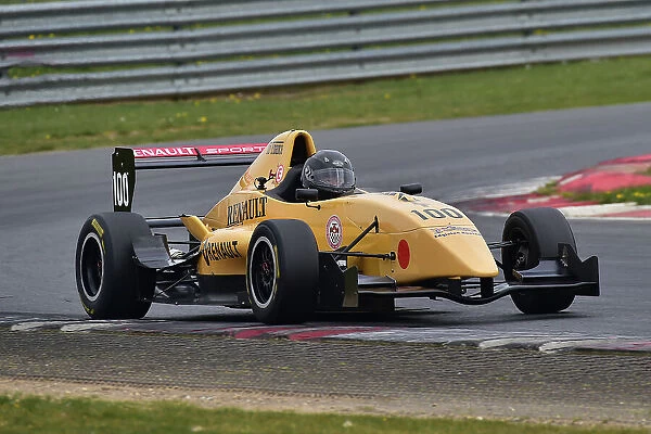 CM33 0609 Juan Moreno, Formula Renault