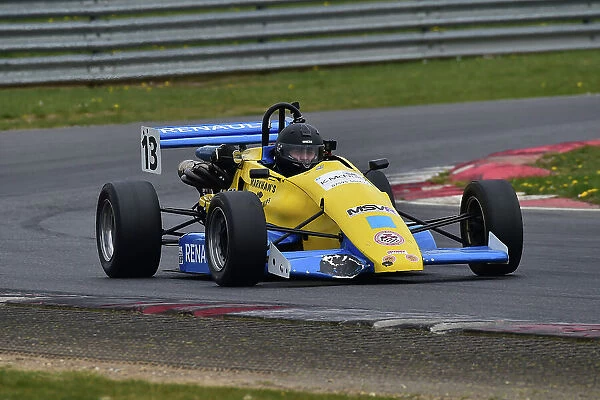CM33 0611 Kyle Wallace, Formula Renault