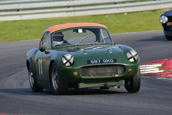 Framed Print : CM33 0775 Andrew Cox, Falcon bodied Triumph TR3 Framed Print : CM33 0775 Andrew Cox, Falcon bodied Triumph TR3