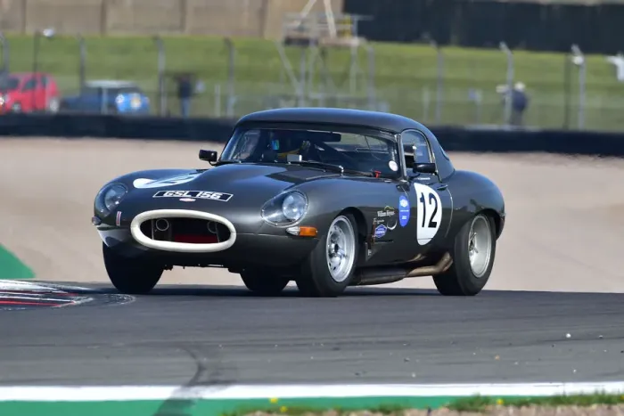 Framed Print : CM33 0860 Tony Best, Charlie Jones-Best, Jaguar E-Type semi-lightweight Framed Print : CM33 0860 Tony Best, Charlie Jones-Best, Jaguar E-Type semi-lightweight