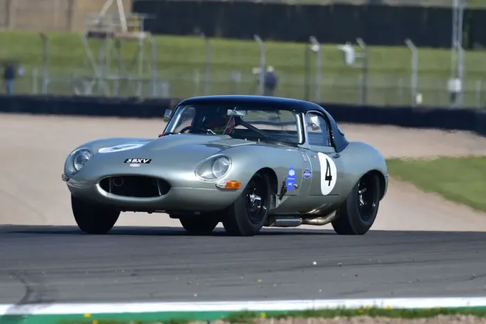 Framed Print : CM33 0861 Simon Hadfield, Joachim Folch, Jaguar E-Type Framed Print : CM33 0861 Simon Hadfield, Joachim Folch, Jaguar E-Type