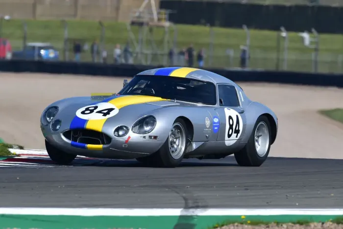 Framed Print : CM33 0877 Rick Willmott, Jaguar E-Type Framed Print : CM33 0877 Rick Willmott, Jaguar E-Type