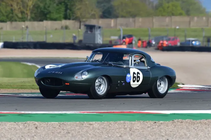 Framed Print : CM33 0891 Niall McFadden, Jaguar E-Type Framed Print : CM33 0891 Niall McFadden, Jaguar E-Type