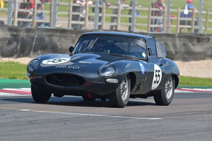 Framed Print : CM33 1417 Martin Melling, Jason Minshaw, Jaguar E-Type FHC Framed Print : CM33 1417 Martin Melling, Jason Minshaw, Jaguar E-Type FHC